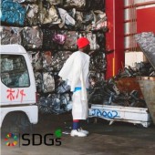 Nhật Bản tái chế túi khí ô tô thành trang phục thời thượng